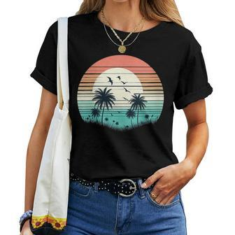 Tropical Beach Vintage Retro Style 70S 80S Women T-shirt - Monsterry DE