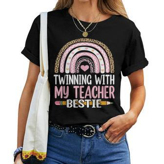 Twinning With My Teacher Bestie Rainbow Matching Teachers Women T-shirt | Mazezy DE