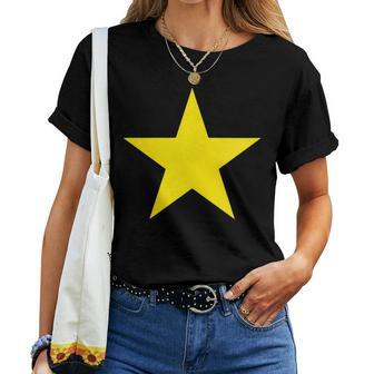Vietnam Flag Vietnamese Pride Patriot Star Women T-shirt - Monsterry UK
