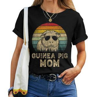 Vintage Guinea Pig Mom Guinea Pig Lovers Mommy Mother's Day Women T-shirt - Monsterry DE
