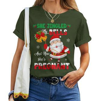 Christmas Pregnancy Announcement New Dad Mom Women T-shirt - Thegiftio UK