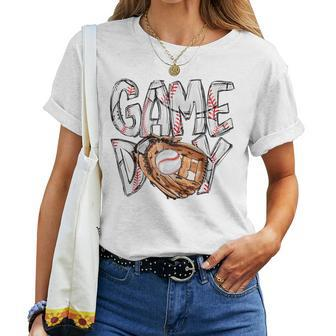 Cute Game Day Baseball Softball Heart Love Mom Life Of Both Women T-shirt | Mazezy DE
