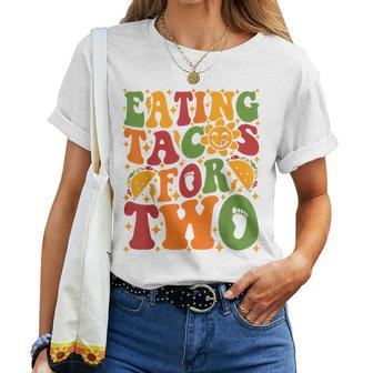 Groovy Pregnant Mom Pregnancy Eating Tacos For Two Women T-shirt - Seseable