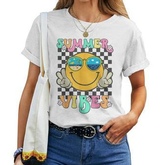 Retro Groovy Summer Vibes Smile Face Hello Summer Vacation Women T-shirt | Mazezy