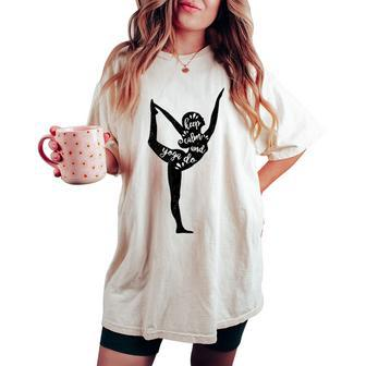 Vintage Keep Calm And Do Yoga Woman Silhoutte Women's Oversized Comfort T-shirt - Monsterry CA