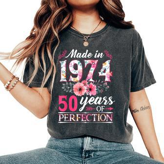 50 Year Old Made In 1974 Floral Flower 50Th Birthday Womens Women's Oversized Comfort T-Shirt - Seseable