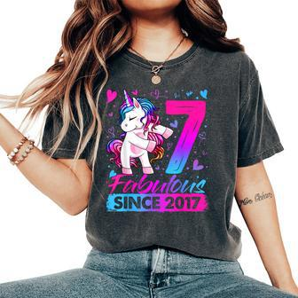 7 Years Old Flossing Unicorn 7Th Birthday Girl Party Women's Oversized Comfort T-Shirt | Mazezy