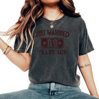 9Th Wedding Anniversary Husband Wife Just Married 9 Years Women's Oversized Comfort T-Shirt | Mazezy CA