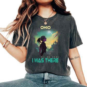 Aesthetic Girl Total Solar Eclipse 2024 Ohio Women's Oversized Comfort T-Shirt - Seseable