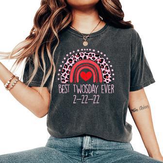 Best Twosday Ever 2-22-22 Twos Day 2022 Teacher Women Women's Oversized Comfort T-Shirt - Monsterry AU