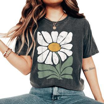 Boho Daisy Flower Retro Botanical Wildflower Gardener Women's Oversized Comfort T-Shirt - Seseable