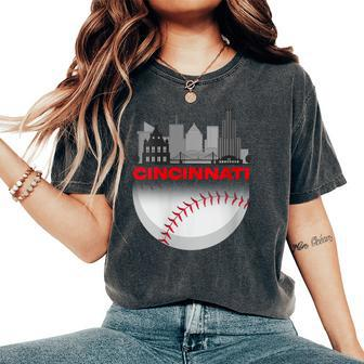 Cincinnati Vintage Style Of Baseball Women's Oversized Comfort T-Shirt - Monsterry AU