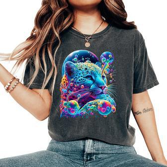 Colorful Rainbow Cheetah Graphic Women's Oversized Comfort T-Shirt - Monsterry DE
