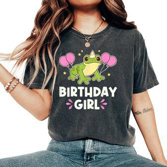 Cute Birthday Girl Frog Graphic Women's Oversized Comfort T-Shirt - Seseable