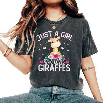 Cute Just A Girl Who Loves Giraffes Floral Girls Women's Oversized Comfort T-Shirt - Thegiftio UK