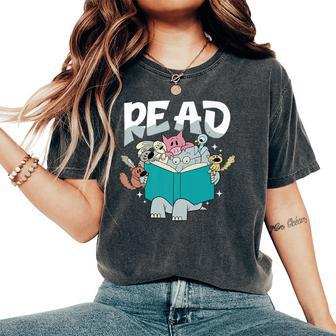 Teacher Library Read Book Pigeon Wild Animal Bookish Women's Oversized Comfort T-Shirt - Seseable