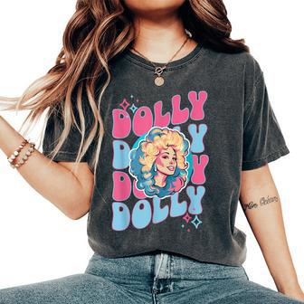 Girl Retro Personalized Dolly First Name Vintage Style Women's Oversized Comfort T-Shirt - Seseable