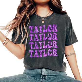 Girl Retro Taylor First Name Personalized Groovy Distressed Women's Oversized Comfort T-Shirt - Thegiftio UK