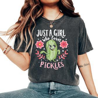Just A Girl Who Loves Pickles Women's Oversized Comfort T-Shirt - Seseable