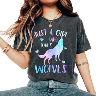Just A Girl Who Loves Wolves Watercolor Cute Wolf Lover Women's Oversized Comfort T-Shirt - Thegiftio UK