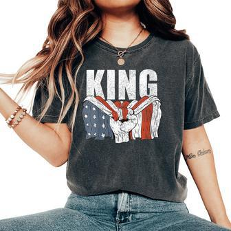 King Last Name Family Matching Retro American Flag Women's Oversized Comfort T-Shirt - Monsterry DE