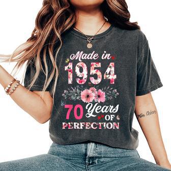 Made In 1954 Floral 70 Year Old 70Th Birthday Women Women's Oversized Comfort T-Shirt - Thegiftio UK