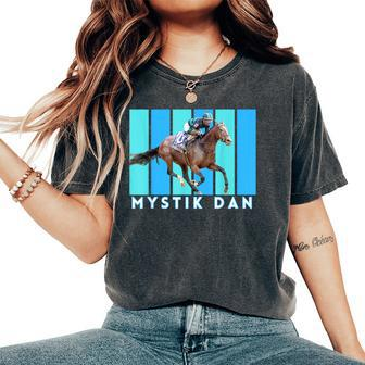 Mystik Dan Horse Horse Racing Del Mar Santa Anita Women's Oversized Comfort T-Shirt | Mazezy