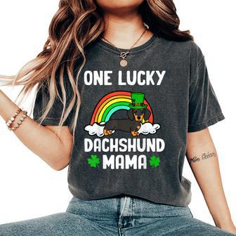 One Lucky Dachshund Mama Dog St Patrick's Day Women's Oversized Comfort T-Shirt | Mazezy DE