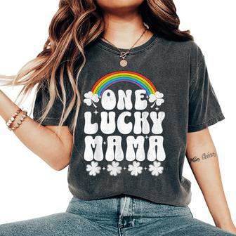 One Lucky Mama St Patrick's Day Lucky Mom Mother Women's Oversized Comfort T-Shirt | Mazezy CA