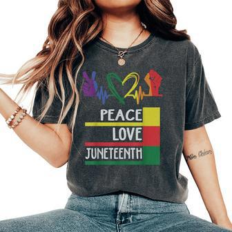 Peace Love Junenth Pride Black Girl Queen Men Women's Oversized Comfort T-Shirt - Monsterry DE