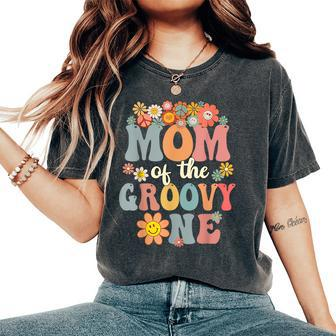 Retro Mom Of Groovy One Matching Family 1St Birthday Party Women's Oversized Comfort T-Shirt - Monsterry DE