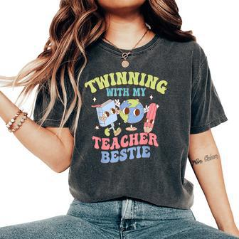 Twin Day For Spirit Week Teacher Bestie Matching Twinning Women's Oversized Comfort T-Shirt - Seseable