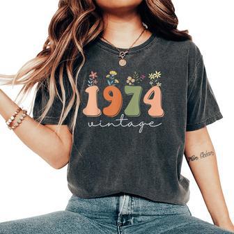Vintage 1974 Wildflowers 49 Years Old 49Th Birthday Women Women's Oversized Comfort T-Shirt - Thegiftio UK