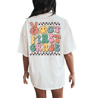 Groovy Last Day Of School 1St Grade Peace Out First Grade Women's Oversized Comfort T-Shirt Back Print - Seseable