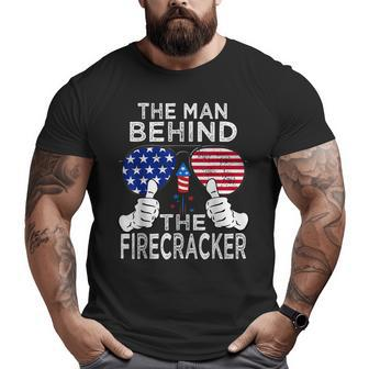 4Th Of July Dad To Be Baby Reveal Man Behind The Firecracker Big and Tall Men T-shirt | Mazezy