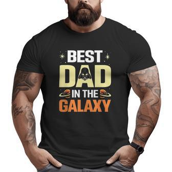 Best Dad In The Universe Father's Day Big and Tall Men T-shirt | Mazezy