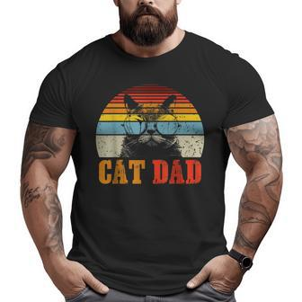 Cat Dad Daddy Retro Cat Dad Men Father's Day Big and Tall Men T-shirt | Mazezy