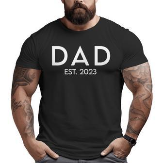 Dad Est 2023 Promoted To Daddy 2023 Big and Tall Men T-shirt | Mazezy