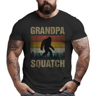 Grandpa Squatch Bigfoot Grandpa Sasquatch Yeti Family Big and Tall Men T-shirt | Mazezy