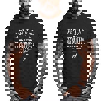Mens Retro Soon To Be Grandpa Est 2022 New Grandpa Big and Tall Men T-shirt | Mazezy