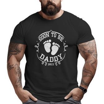 Mens Soon To Be Daddy 2022 Father's Day First Time Dad Pregnancy Big and Tall Men T-shirt | Mazezy CA
