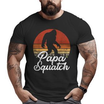 Papa Squatch Dad Bigfoot Sasquatch Vintage Retro Fathers Day Big and Tall Men T-shirt | Mazezy