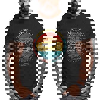 Retro Goldendoodle Dad Vintage Best Doodle Dad Ever Big and Tall Men T-shirt | Mazezy