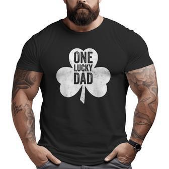 Saint Patrick's Day One Lucky Dad Big and Tall Men T-shirt | Mazezy
