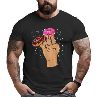 Two In The Pink One In The Stink Fun Naughty Dad Joke Xmas Big and Tall Men T-shirt | Mazezy