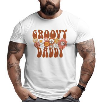 Groovy Daddy Retro Matching Family Baby Shower Father's Day Big and Tall Men T-shirt | Mazezy