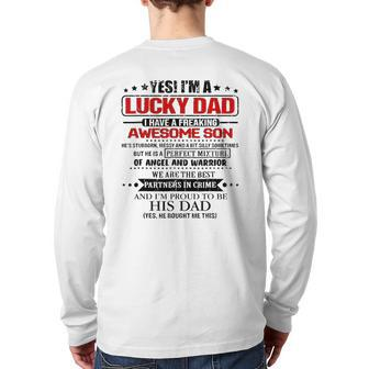 Yes I'm A Lucky Dad I Have A Freaking Awesome Son Men Back Print Long Sleeve T-shirt | Mazezy DE