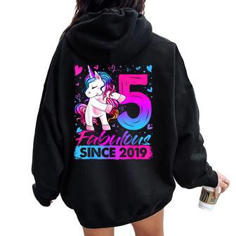 5 Years Old Flossing Unicorn 5Th Birthday Girl Party Women Oversized Hoodie Back Print | Mazezy