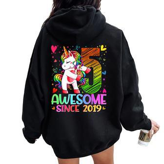 5 Years Old Flossing Unicorn 5Th Birthday Girl Party Women Oversized Hoodie Back Print - Monsterry