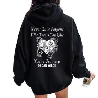 Heart Oscar Wilde Irish Poet Author Never Love Valentine Mom Women Oversized Hoodie Back Print - Monsterry CA